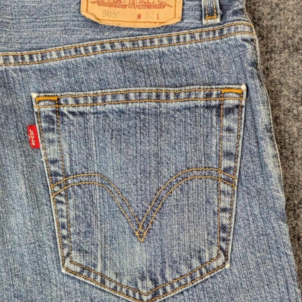 Levis 505 Regular Fit Mens Denim Shorts Blue W32 100% Cotton Medium Wash 2008